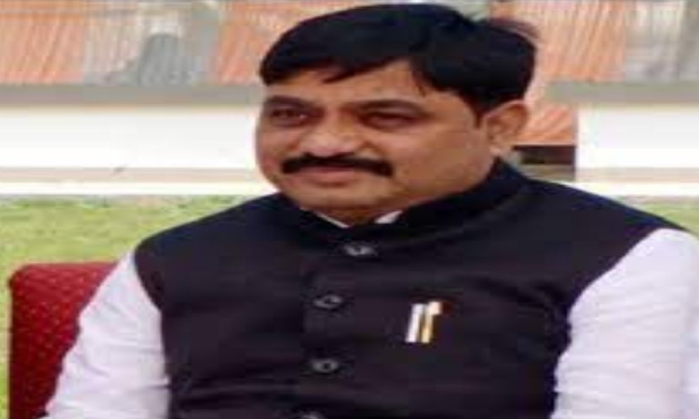 Umesh Pal Murder Case : उमेश पाल हत्याकांड में बड़ा खुलासा, अतीक के बेटे असद को इस शख्स ने हत्याकांड से पहले भेजी थीं फोटोज