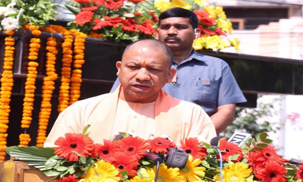 UP: योगी सरकार के प्रयासों का मिला प्रतिफल, 2019 की तुलना में 2021 में घटी सड़क हादसों और मृतकों की संख्या