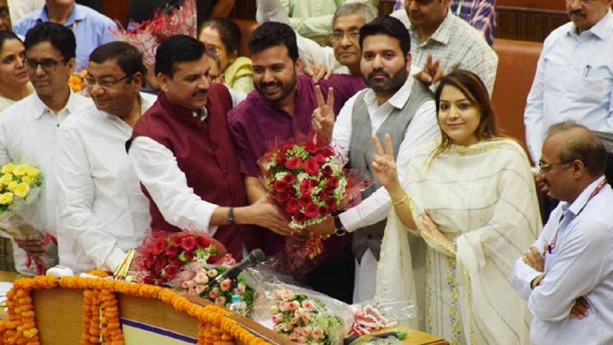 Delhi Mayor Election: AAP की शैली ओबेरॉय निर्विरोध दिल्ली की मेयर बनीं, चुनाव से पहले BJP ने नामांकन लिया वापस