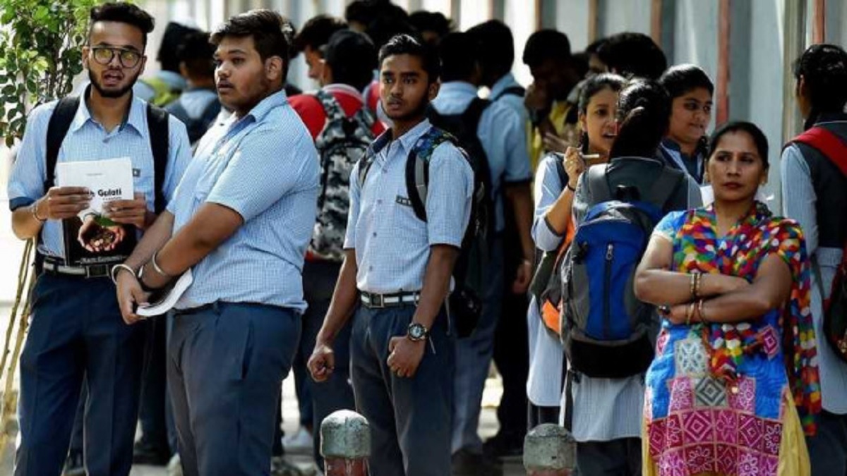 Nipun Assessment Test 2023: योगी सरकार के प्रयासों को मिला बल, निपुण असेसमेंट टेस्ट में 31 लाख से ज्यादा छात्र ए प्लस कैटेगरी में