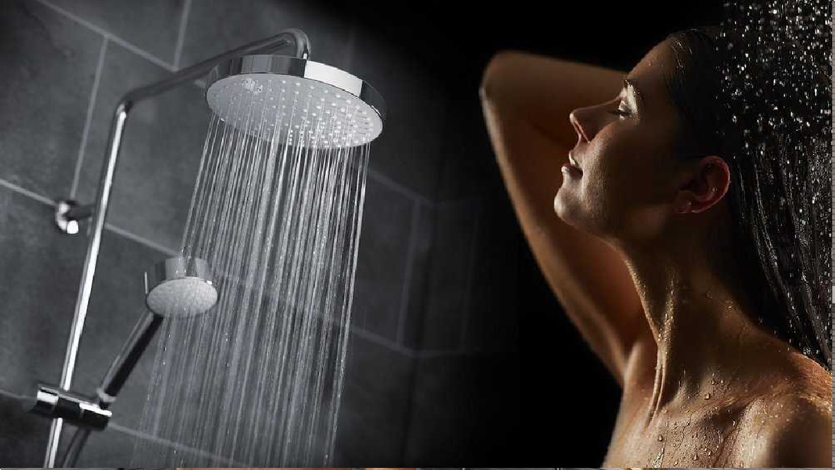 Shower Routine: क्या आप जानते हैं दिन में कितनी बार और कितनी देर तक नहाना है फायदेमंद, यहां देखें