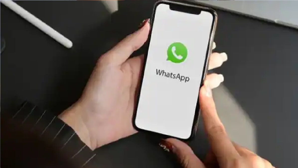 Tech News: WhatsApp को पता है आप किससे करते हैं सबसे ज्यादा बात, इस फीचर की मदद से देख सकते हैं बेस्ट फ्रेंड्स की लिस्ट