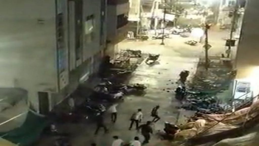 akola violence 2