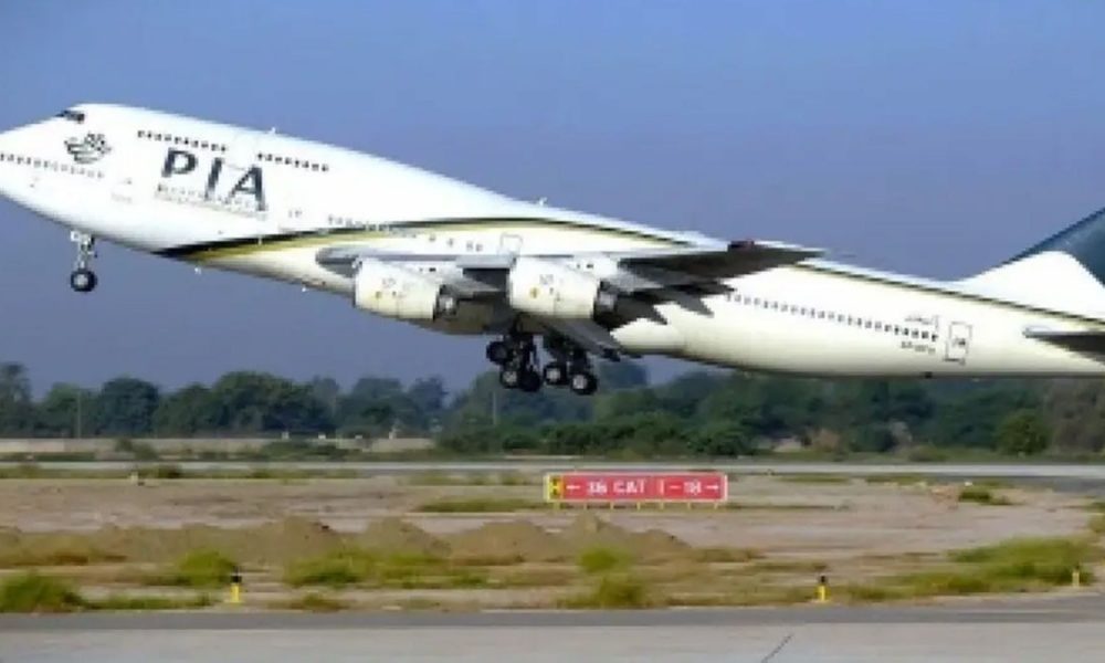 Indian Airspace Closed For Pakistan: पाकिस्तानी विमान अब भारत के आसमान से नहीं भर सकेंगे उड़ान, आतंक फैलाने वाले पड़ोसी मुल्क को हर रोज इतने लाख डॉलर का होगा नुकसान
