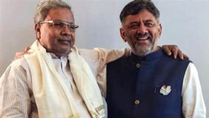 Karnataka: कर्नाटक में सिद्धारामैया ने सुझाया शिवकुमार के साथ सीएम पद बांटने का फॉर्मूला, विधायकों से कांग्रेस ने कराई वोटिंग