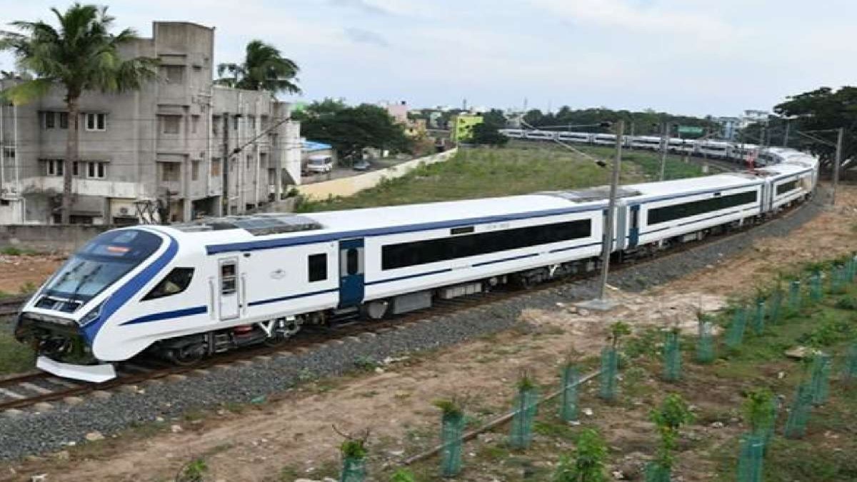 10 New Vande Bharat Trains: जानिए आज से किन 10 नए रूट पर चलेंगी वंदे भारत ट्रेनें, 4 अन्य का दायरा भी बढ़ाया गया