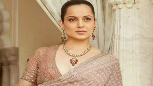 Kangana Ranaut: कंगना रनौत फिर साधा ऋतिक पर निशाना! पोस्ट में किया इंडस्ट्री के ‘दुर्योधन’ और ‘शकुनि’ का जिक्र