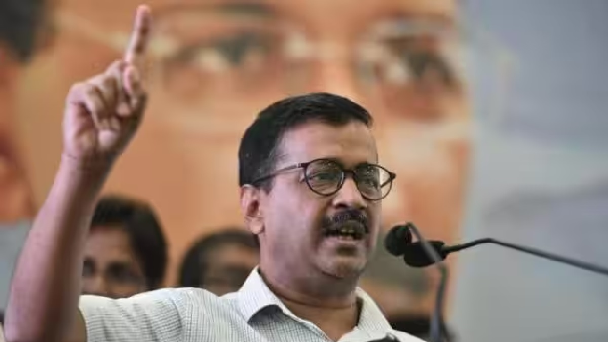Arvind Kejriwal : केजरीवाल ने बीजेपी पर लगाया अपने विधायक तोड़ने के लिए 25 करोड़ का ऑफर देने का आरोप, कपिल मिश्रा ने किया पलटवार