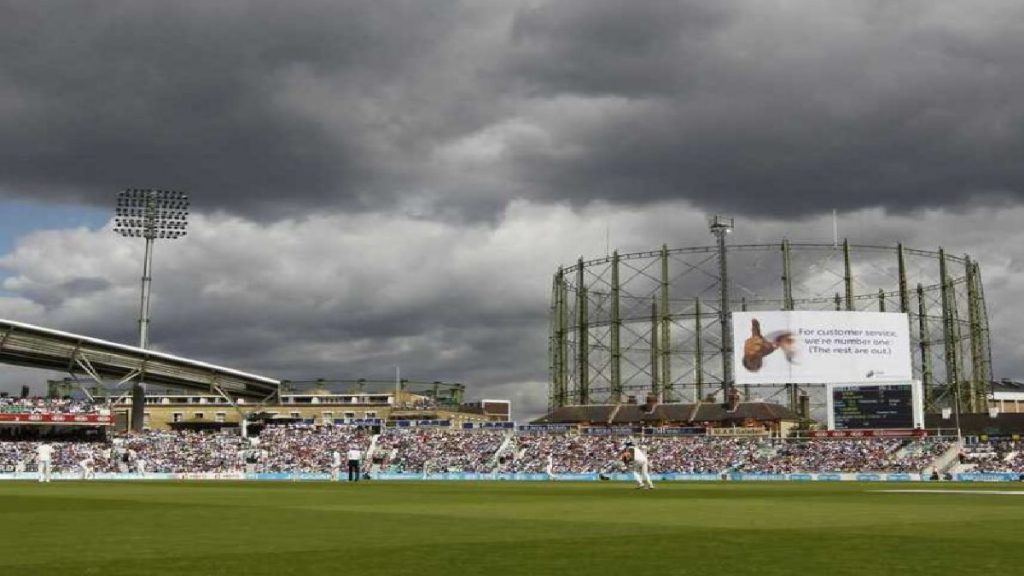 cloud over oval
