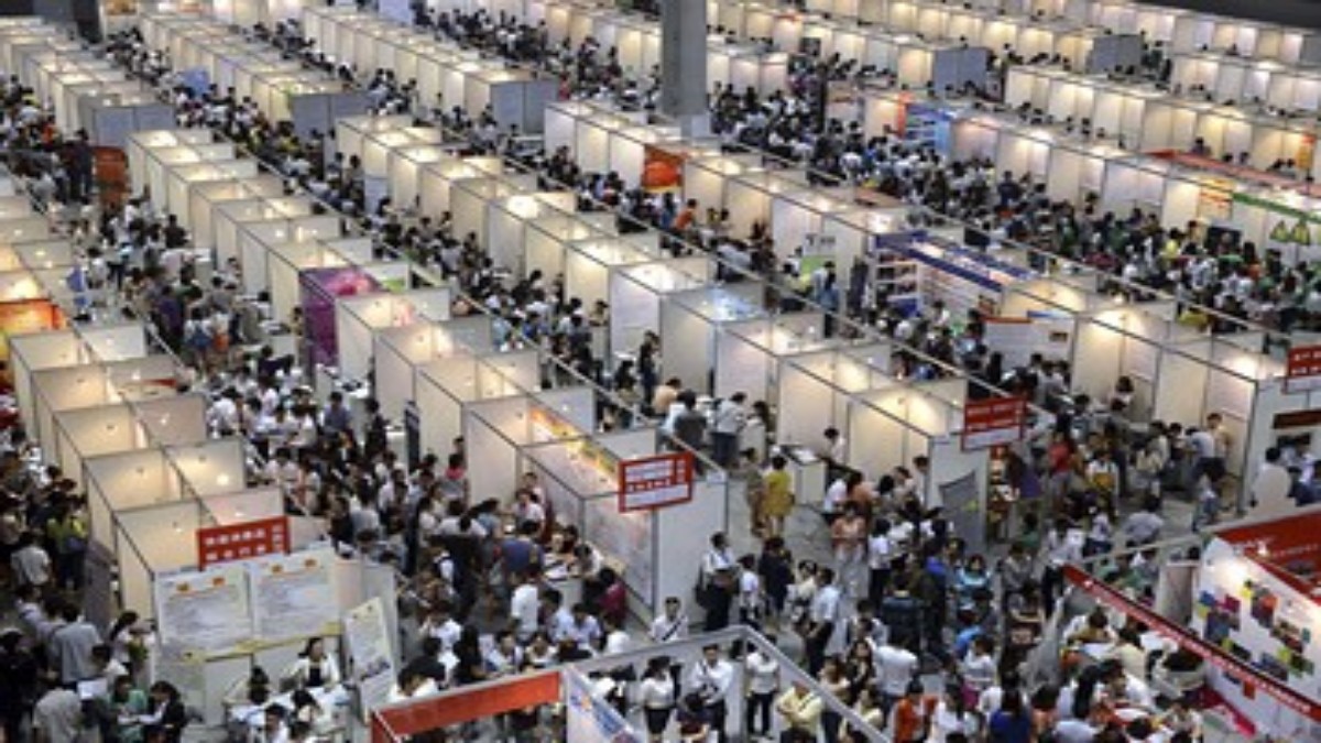 China: न नौकरी, न रोजगार, चीन में ढलने लगा सबसे बड़ा बाजार, शुरू हो गए चीन के बुरे दिन?