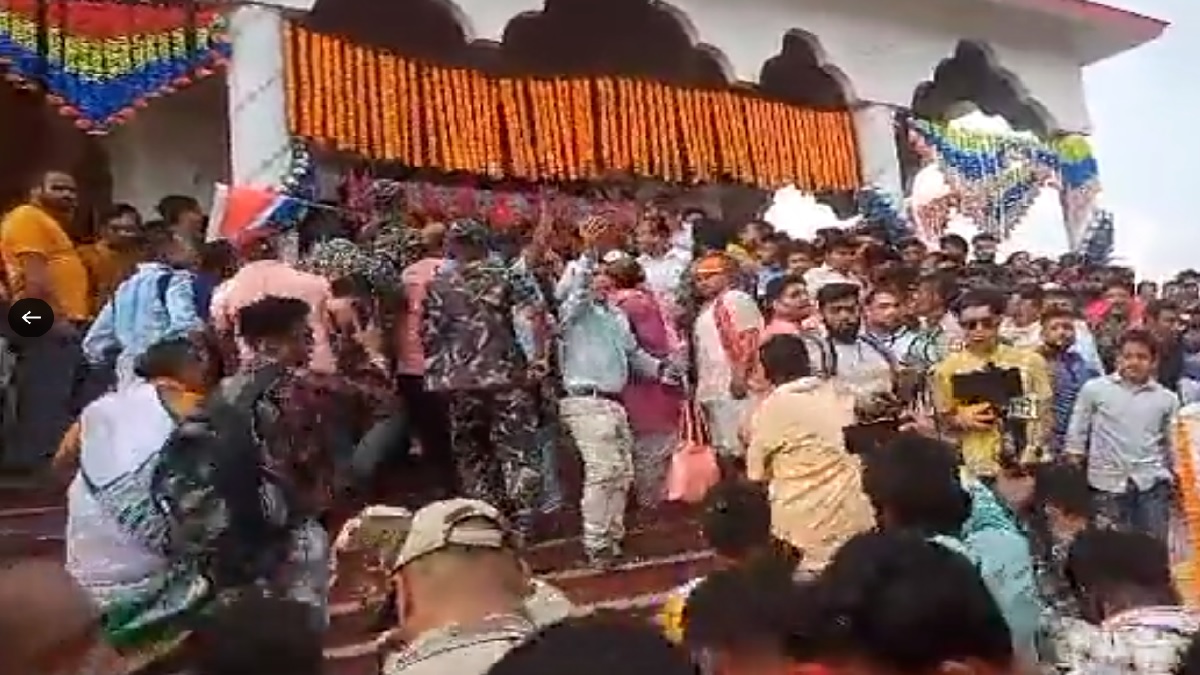 War Over Matua: प. बंगाल में मतुआ मंदिर में प्रवेश के मुद्दे पर टीएमसी-बीजेपी में जंग, अभिषेक बनर्जी के आरोप पर शुभेंदु का पलटवार