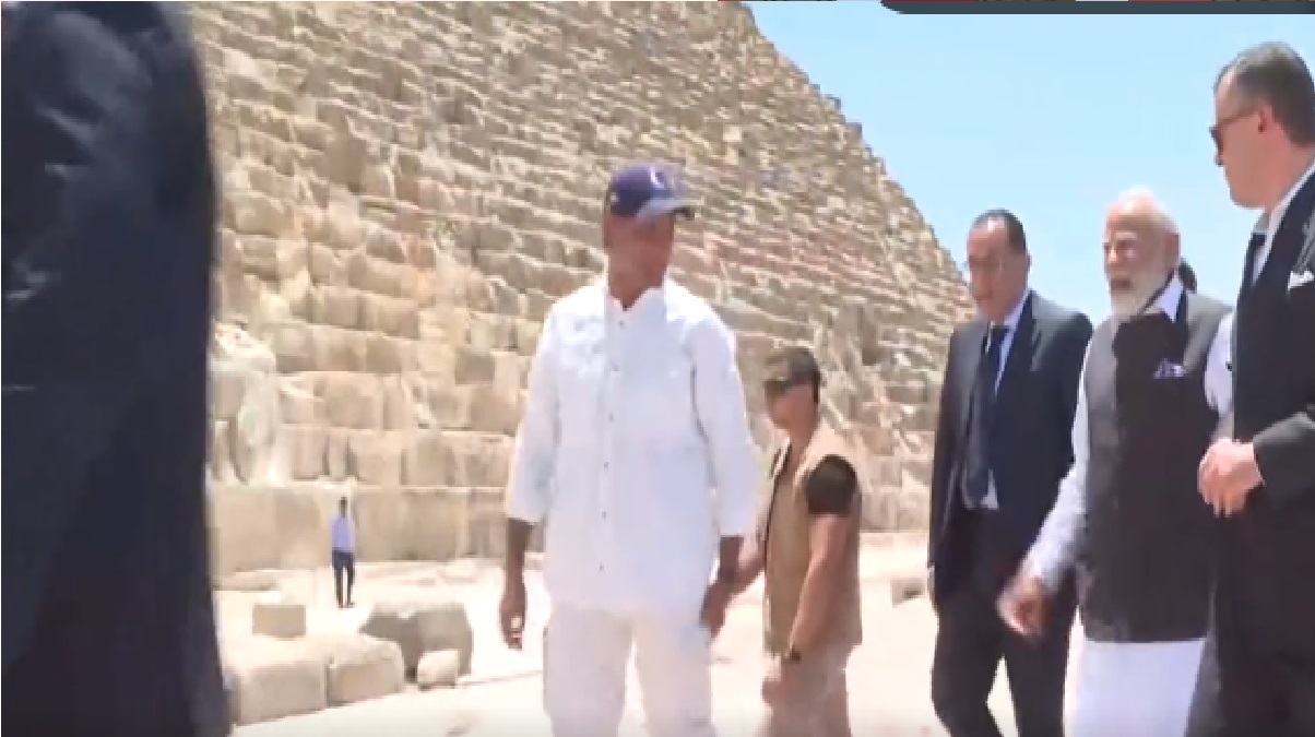 PM Modi Egypt Visit Live: PM मोदी मिस्र का पिरामिड देखने पहुंचे, देखिए तस्वीरें