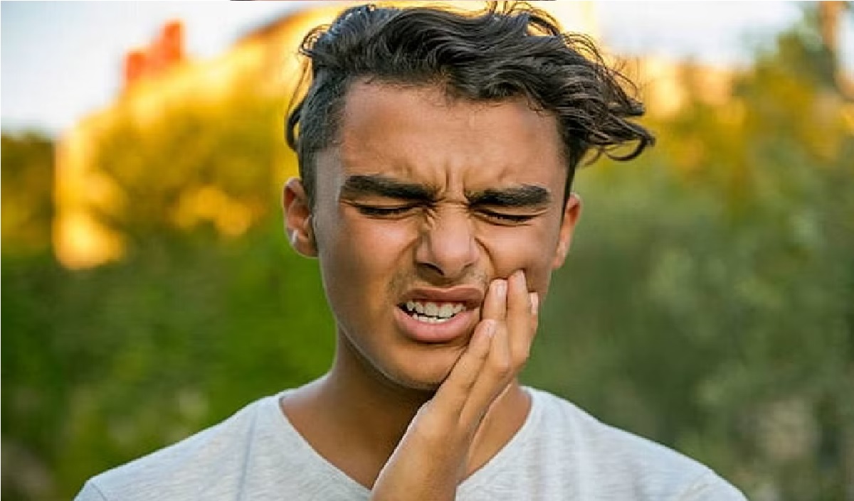 Wisdom Teeth: क्यों और कब आते हैं विसडम टीथ? आने से पहले शरीर में होते हैं कई बदलाव