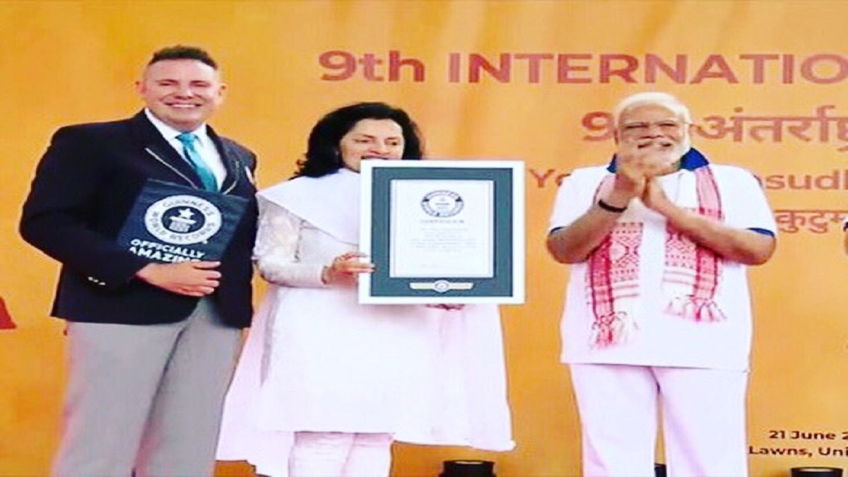 Guinness World Record: UN मुख्यालय में PM मोदी ने दिखाया योग का दम, बना डाला दुनिया का सबसे अनोखा ‘गिनीज वर्ल्ड रिकॉर्ड’