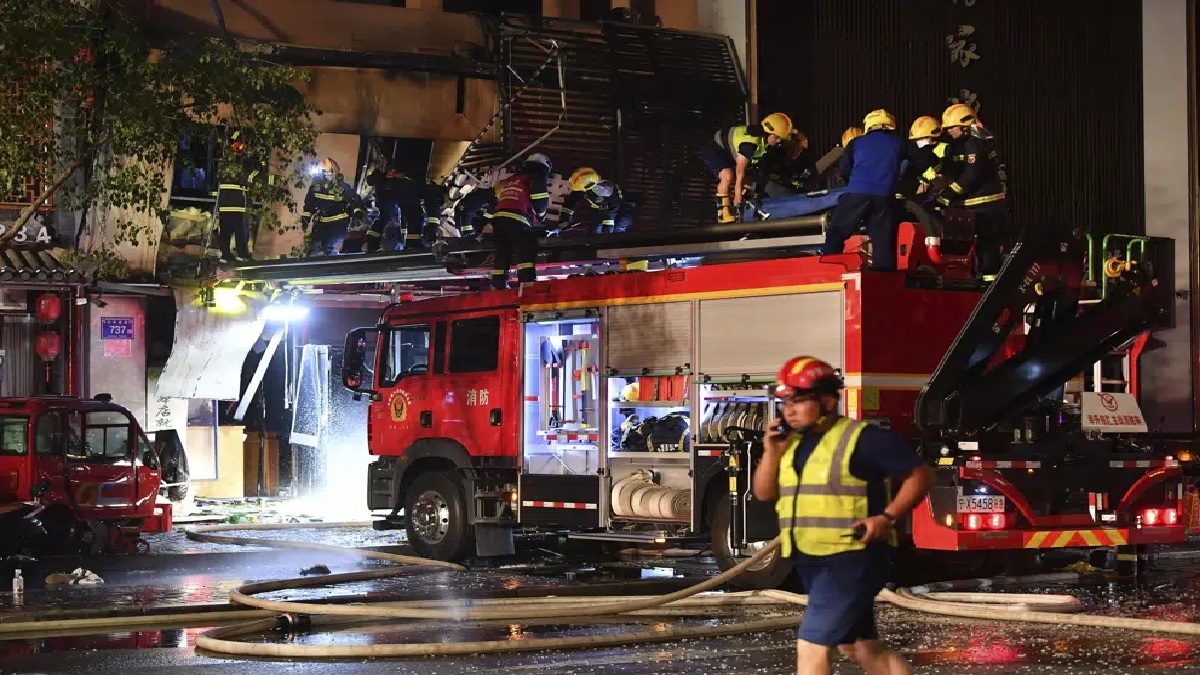 China Restaurant Blast: चीन के यिनचुआन में धमाके से रेस्तरां ध्वस्त, 31 लोगों ने गंवाई जान
