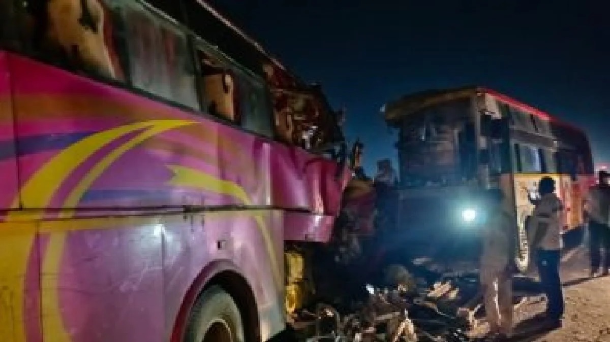 #BusAccident: महाराष्ट्र के बुलढाणा दर्दनाक सड़क हादसा, दो बसों की टक्कर में 6 की मौत