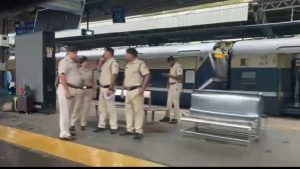 Jaipur Express Firing: चलती ट्रेन में चली ताबड़तोड़ गोलियां एक ASI सहित चार की मौत, जांच में जुटी पुलिस
