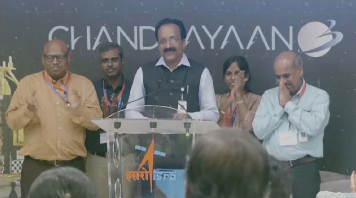 Chandrayaan-3 Lands Successfully: चंद्रयान-3 की सफलता के पीछे छुपे हैं ये चेहरे, ना होता इनका हाथ, तो नहीं रच पाता भारत इतिहास