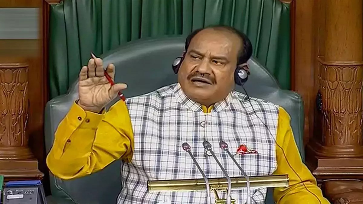 Parliament Monsoon Session: इस वजह से ओम बिरला हुए नाराज, लोकसभा अध्यक्ष की कुर्सी पर बैठने से किया इंकार