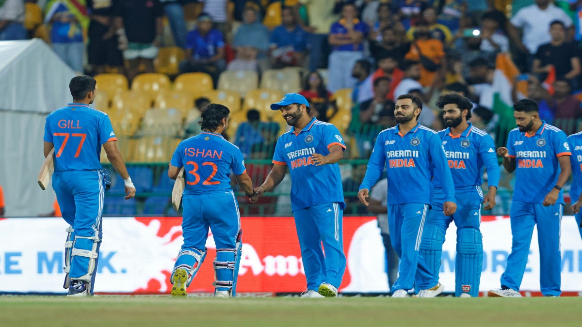 Asia Cup: एशिया कप में भारत को मिली ऐतिहासिक जीत पर लगा बधाइयों का तांता, अखिलेश यादव से लेकर कमलनाथ तक सभी ने ऐसे की तारीफ
