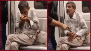 Delhi Metro: दिल्ली मेट्रो में बीड़ी सुलगाते दिखे ताऊ, यात्री रह गए हक्के-बक्के, सोशल मीडिया पर वीडियो हुआ वायरल
