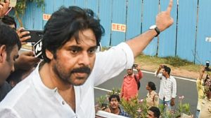 Pawan Kalyan: जनसेना पार्टी प्रमुख पवन कल्याण को किया गया अरेस्ट, विजयवाड़ा जाते समय हुई गिरफ्तारी, जानें पूरा मामला