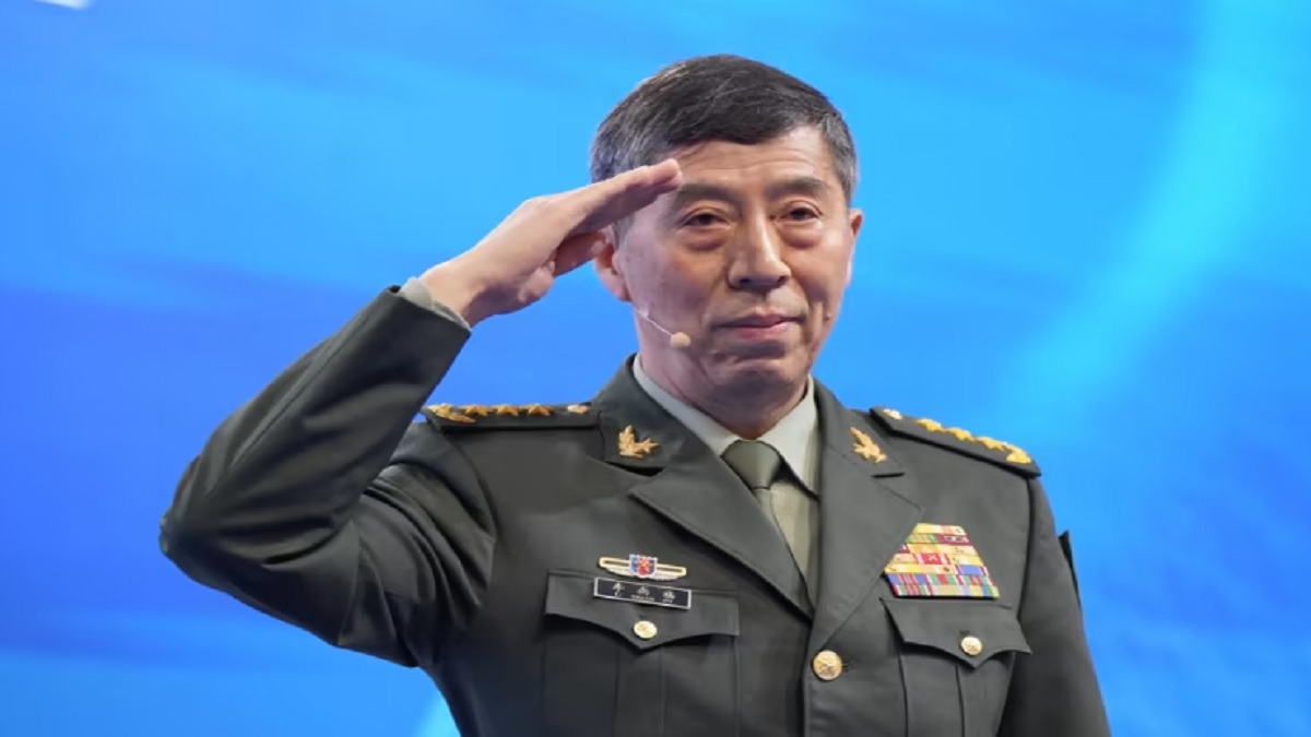 China: चीन की सरकार में एक और बड़ा फेरबदल, रक्षा मंत्री ली शांगफू को पद से हटाया गया, जानिए क्या है वजह ?