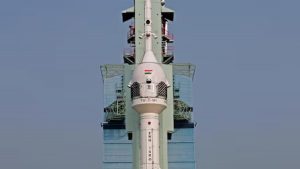 Gaganyaan Crew Module TV-D-1: इसरो ने स्थगित किया गगनयान के क्रू मॉड्यूल का टेस्ट लॉन्च, भारतीय अंतरिक्ष यात्रियों की सुरक्षा के लिए बहुत अहम है ये परीक्षण