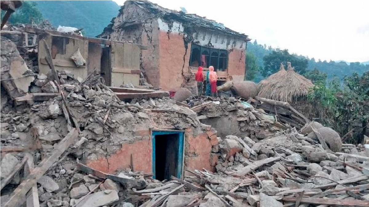 Earthquake in Nepal: फिर आया नेपाल में भूकंप, मचा हड़कंप, खौफ़ज़दा हुए लोग