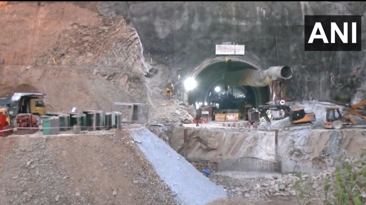 Uttarkashi Tunnel Rescue Live Updates: ऑगर मशीन में आ रही समस्या को सुलझाया गया, अब 7 से 9 मीटर है टार्गेट, जल्द ही आजाद होंगी 41 जिंदगियां