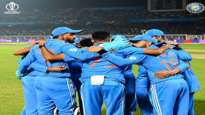 India vs Australia, World Cup 2023 Final: रोहित की सेना ने तोड़ा विश्व कप जीतने का ख्वाब तो लोगों का फूटा गुस्सा, लगाई जमकर क्लास