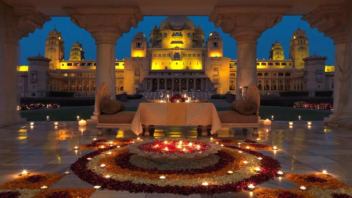 Diwali in Mughal Era: मुगलकाल में ऐसे मनाई जाती थी दिवाली…आगरा से दिल्ली तक मनाया जाता था ”जश्न-ए-चरागां”, लखनऊ से बुलाए जाते थे हलवाई