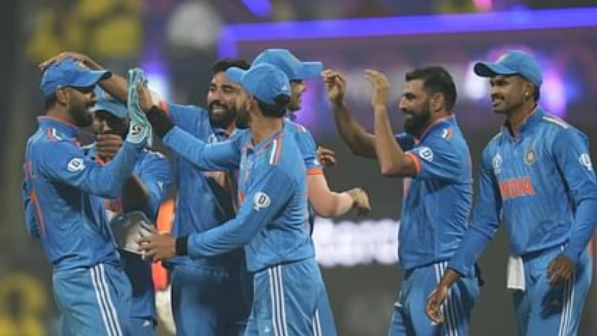 India vs New Zealand, World Cup 2023 Semi Final: न्यूजीलैंड को पछाड़कर फाइनल में पहुंची टीम इंडिया, शमी ने फिर दिखाया कमाल