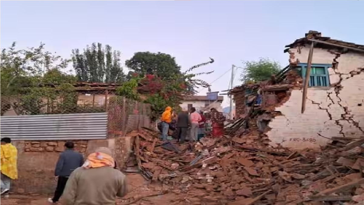 Nepal Earthquake: भीषण भूकंप से दहला नेपाल, मृतकों का आंकड़ा 140 के पार, बुलाई आपातकालीन बैठक, PM मोदी ने जताया दुख