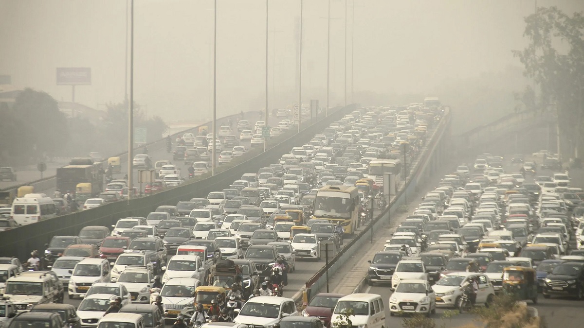 Odd-Even Delhi: दिल्ली में कब और कैसे लागू होगा ऑड-ईवन फ़ॉर्मूला? टाइमिंग से लेकर गाड़ियों की छूट तक… जानिए सबकुछ?