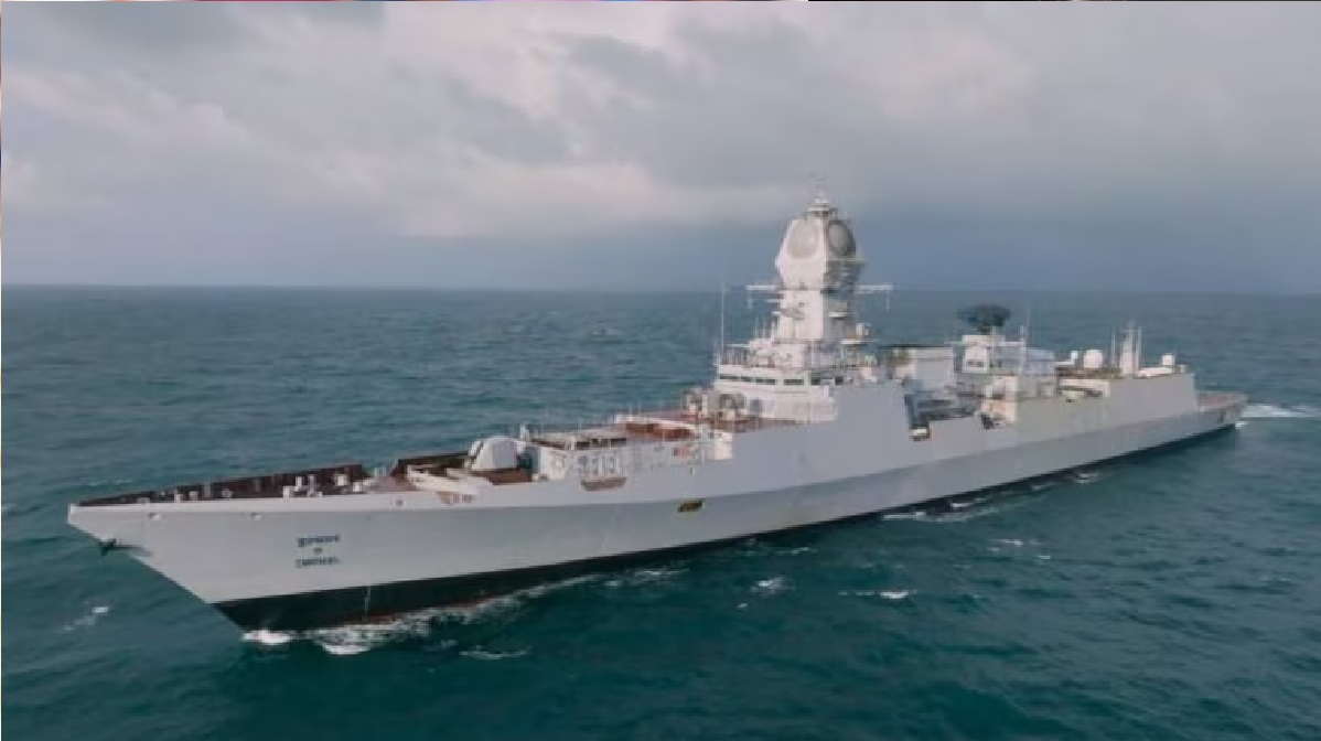 Indian Navy War Ship: पाकिस्तान की छाती पर बैठने आ रहा है स्वदेशी INS इंफाल, जानें क्या है इसकी खासियत