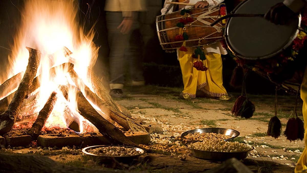 Lohri 2024 Date: क्यों मनाया जाता है हर साल लोहड़ी का पर्व, भगवान कृष्ण से भी है इसका संबंध