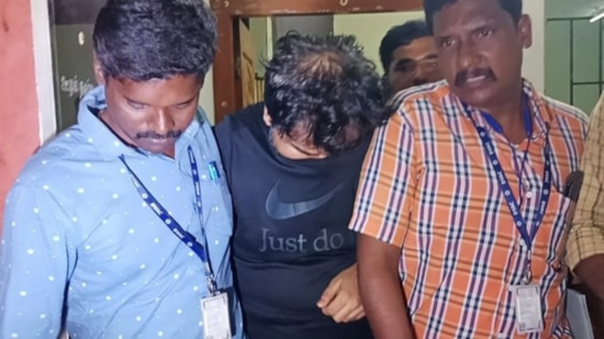 Tamilnadu Police: तमिलनाडु पुलिस की बड़ी कार्रवाई, 8 KM कार का पीछा कर 20 लाख की रिश्वत लेने वाले ED अफसर को किया गिरफ्तार