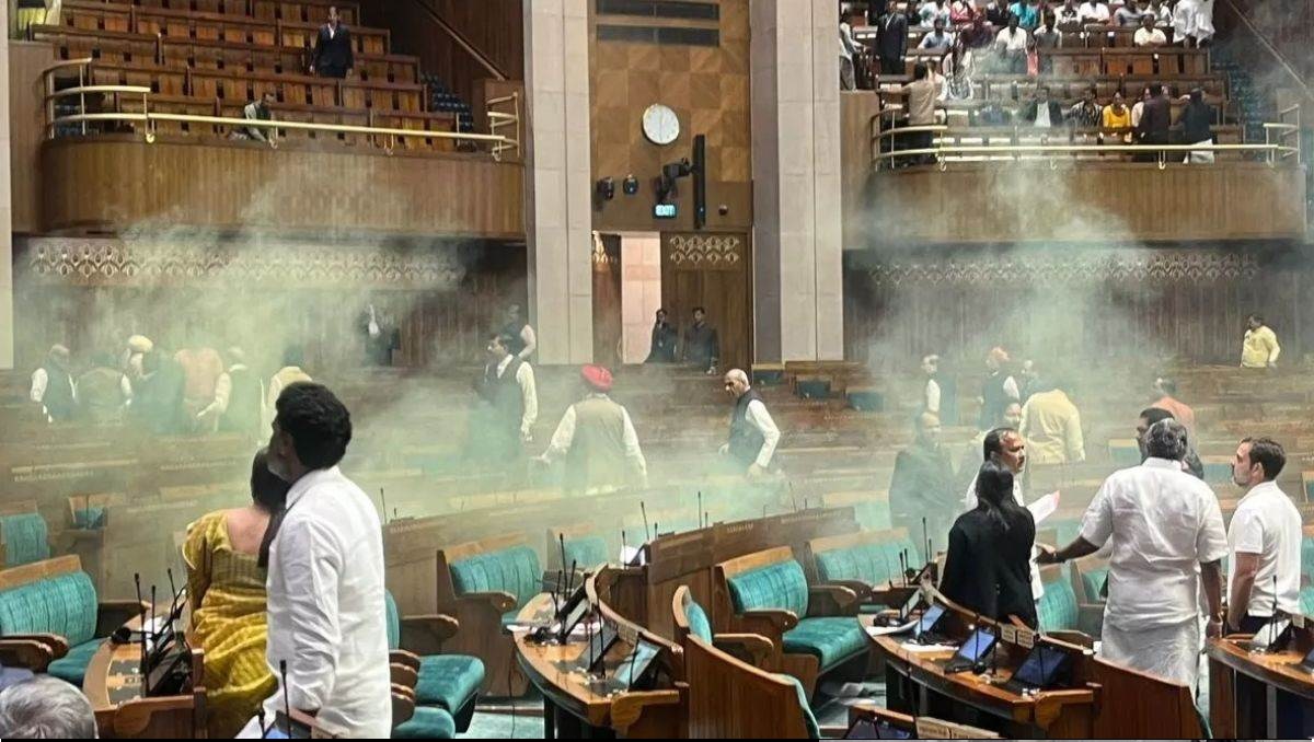 Parliament Security Breach: संसद की सुरक्षा में सेंध लगाने वाले आरोपियों की हिरासत 15 दिन बढ़ी