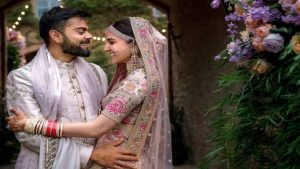 Virat – Anushka Marriage Anniversary: शादी की छठी एनिवर्सरी पर वायरल हो रहा विराट-अनुष्का की हल्दी और रिसेप्शन का अनसीन वीडियो, देखे यहां