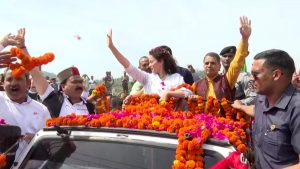 Kangana Ranaut : कंगना ने जय श्री राम के साथ चुनावी अभियान का किया शुभारम्भ, कांग्रेस पर साधा निशाना