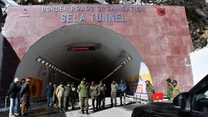 LAC Controversy : सेला टनल के उद्घाटन से बिलबिलाए चीन को भारत ने दिया दो टूक जवाब