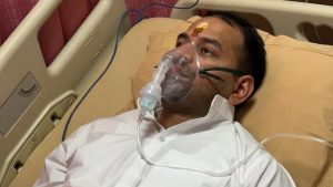 Tej Pratap Yadav : सीने में दर्द की शिकायत के चलते लालू के बड़े बेटे तेज प्रताप अस्पताल में भर्ती