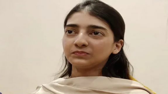 Heart Transplant Of Pakistani Girl: पाकिस्तान की आएशा में अब धड़क रहा भारतीय का दिल, जानिए किसने उठाया 35 लाख रुपए से ज्यादा का खर्च