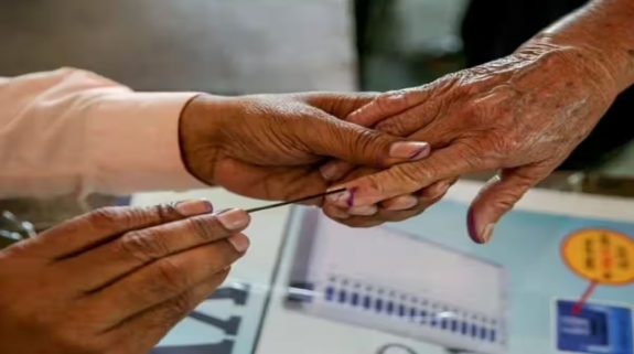 Loksabha Election : लोकसभा चुनाव के पहले चरण के लिए थमा प्रचार, यूपी की 8 सीटों समेत इन प्रदेशों में 19 अप्रैल को होगा मतदान