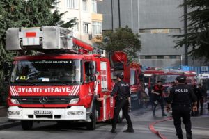 Turkey Night Club Fire: तुर्किए के नाइट क्लब में लगी भीषण आग, 25 लोगों की मौत के बाद मचा हड़कंप
