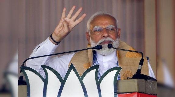 PM Modi: ‘2014 में उम्मीद, 19 में विश्वास और 2024 में लेकर आया हूं गारंटी..’, असम की धरती से विपक्ष पर गरजे पीएम मोदी, जानिए क्या कहा?