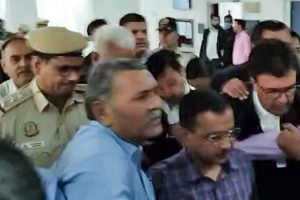 Arvind Kejriwal: अरविंद केजरीवाल ने शुगर घटाने के लिए इंसुलिन मांगी या नहीं?, तिहाड़ जेल के सूत्रों ने ये बताया