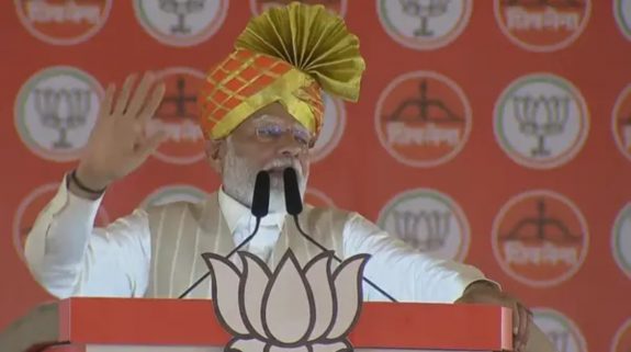 PM Narendra Modi In Kolhapur : प्रधानमंत्री नरेंद्र मोदी ने बताया इंडी गठबंधन का फॉर्मूला, कहा-‘एक साल, एक पीएम’, ‘पांच साल में पांच’