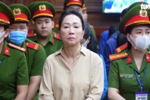 Death Sentence To Businesswoman In Vietnam : वियतनाम में अरबपति महिला कारोबारी को सुनाई गई मौत की सजा, जानिए किस जुर्म के लिए दिया गया इतना कठोर दंड…